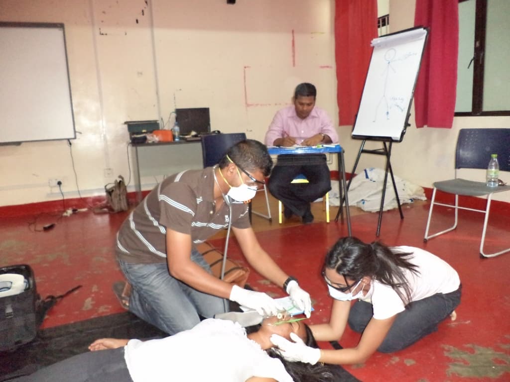 Trauma Resuscitation & Cervical Collar Practice